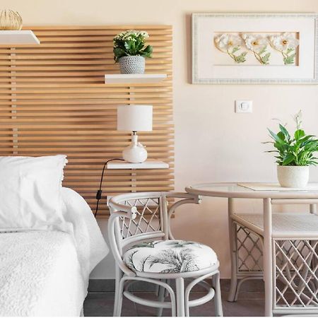 Chambre Et Table D'Hotes Villa Pomponette Nans-les-Pins Eksteriør billede