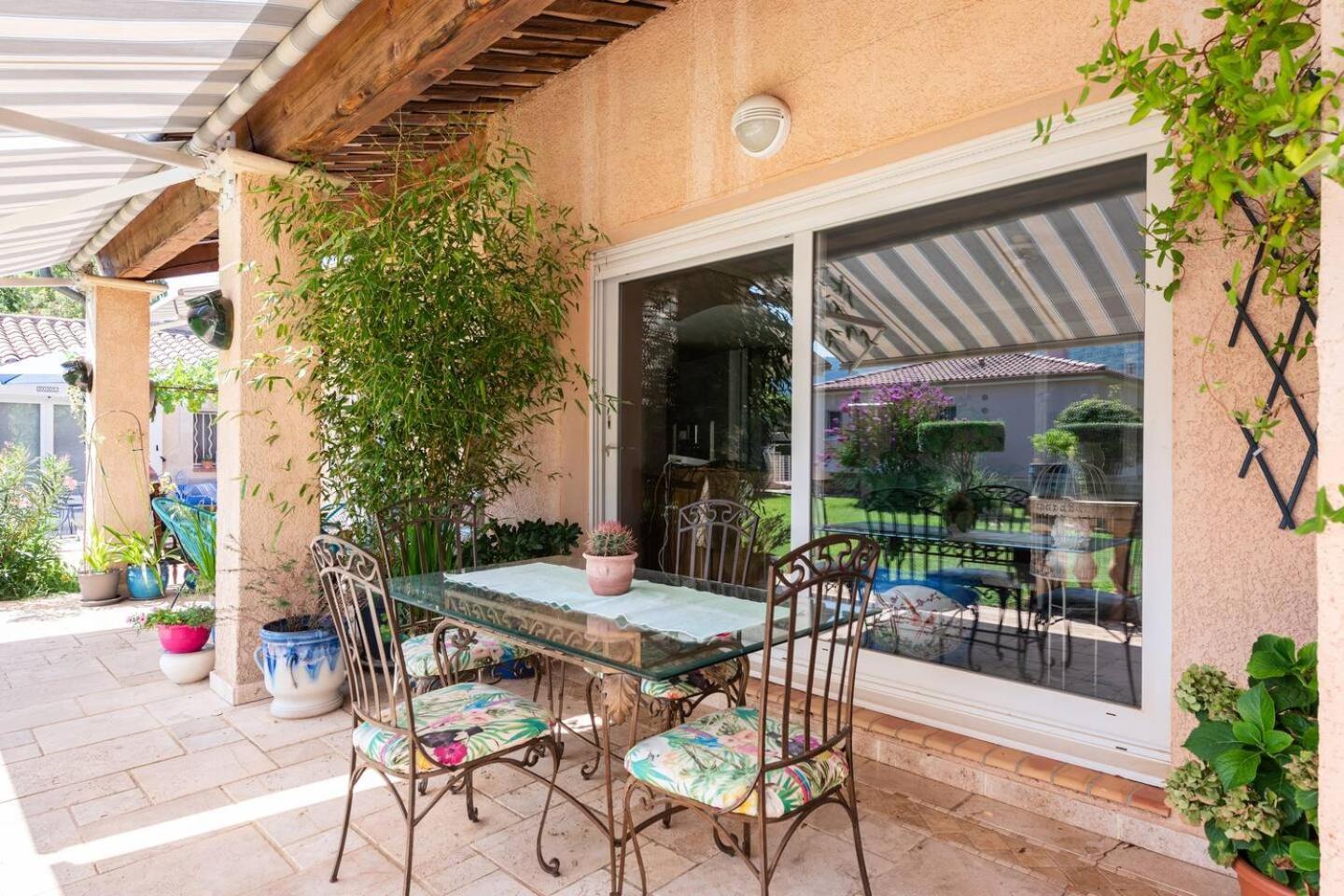 Chambre Et Table D'Hotes Villa Pomponette Nans-les-Pins Eksteriør billede